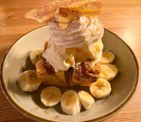 Bananas foster bread pudding