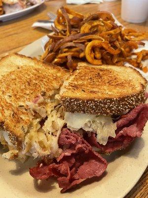 Corn beef Rueben