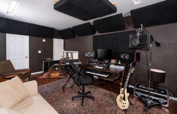 Studio B