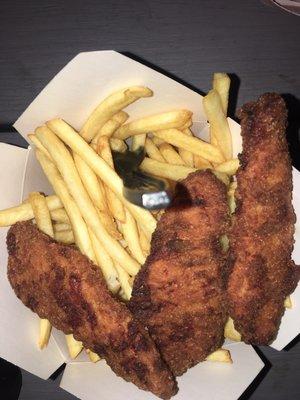 Chicken & fries