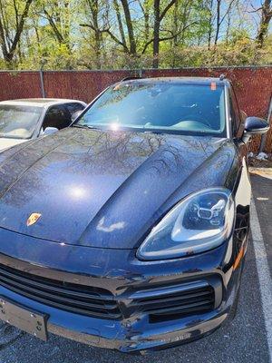 Porsche Windshield install.