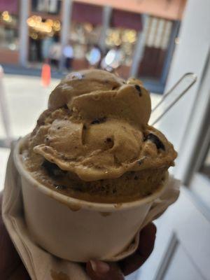 Gelato: Toasted Almond (bottom), Salted Caramel Brownie (top)