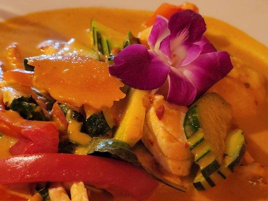 Red curry with chicken