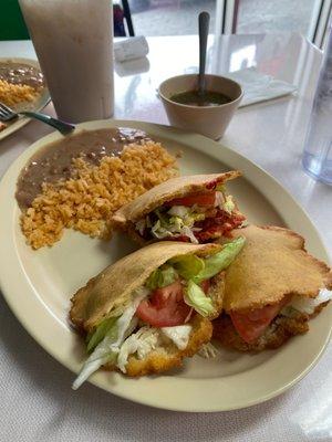 Gorditas plate with an Horchata.