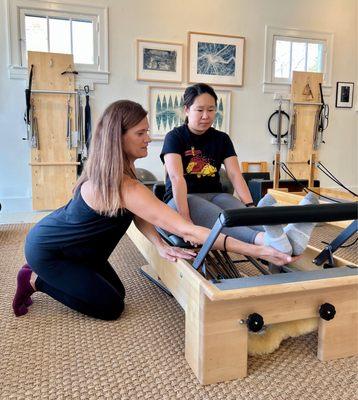 Instructor Becky teaching Xi Stomach Massage