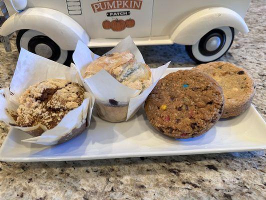 GF Pumpkin muffin, blueberry muffin, monster cookie and chocolate chip cookie