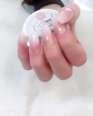 Pink & White Ombré Nails by Tina