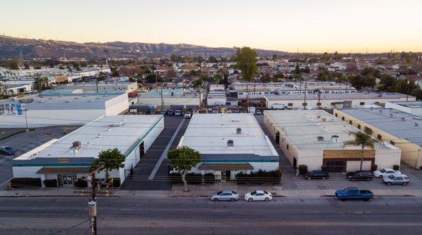 Listing agent for a commercial warehouse in South El Monte listed at $2,950,000. Leased for $11,500/mo. w/3.5% annual increase on a 3yr term