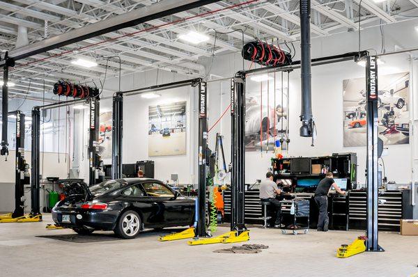 The new state of the art service center at Porsche Stratham.