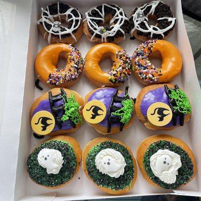 Halloween Haunted House Dozen