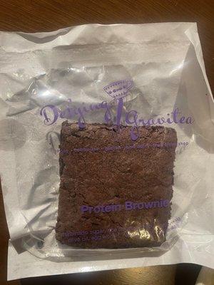 The GF brownie that I've been craving sinceeee!! Super fluff, decadent & amazing generous portion!