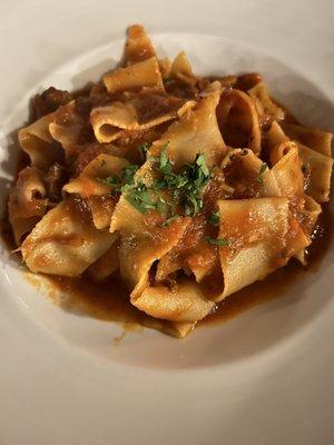 Pappardelle Fresche con Brasato di Coda alla Vaccinara