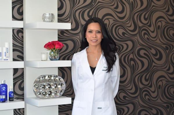 Dinah Manalo, CNP, MSN, BSN is Pure Luxe Medical Co-Founder and Clinical Director