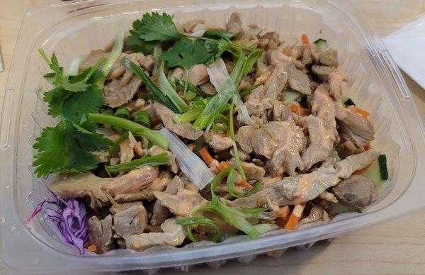 Banh mi salad with chicken