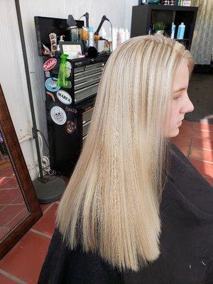 beautiful blonde highlights