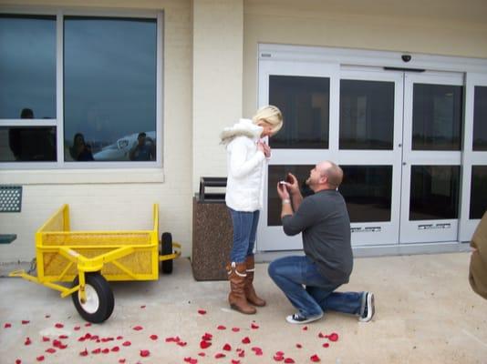 Airport proposal - she said yes!!