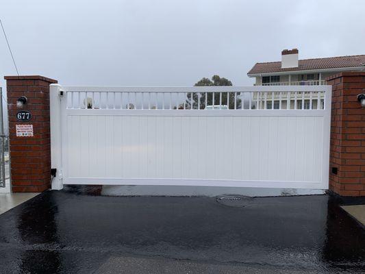 A beautiful custom steel frame with vinyl inlay gate.