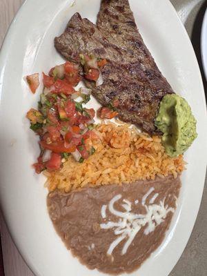 Split portion of the carne asada. This was a great size and so tasty.