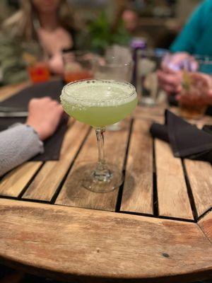 Cucumber basil gimlet with vodka