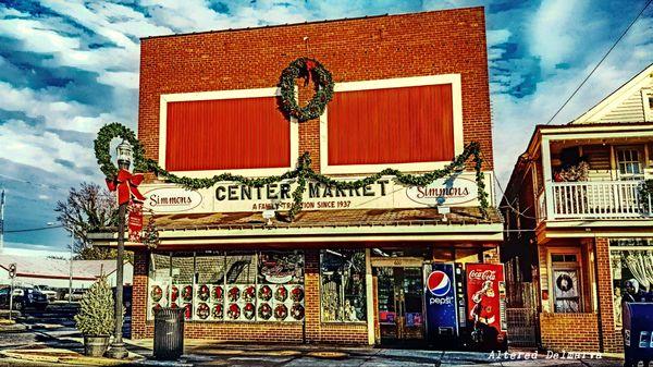 Simmons Center Market