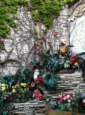 Outdoor decor in the beer garden.