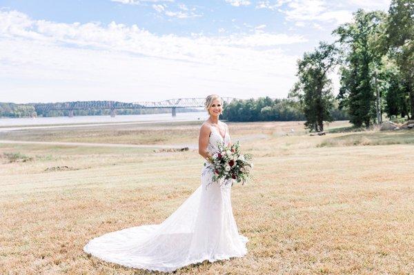 There's nothing more beautiful than a wedding on the Mississippi River