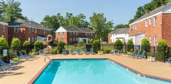 Large pool area