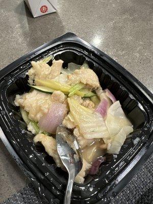 Raw chicken in moo goo gai pan