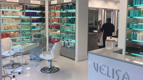 Velisa Salon Entrance