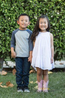 Super cute Siblings Session at the park! annealeese photography www.annealeese.com