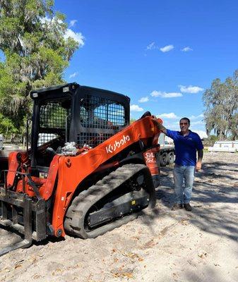 Congratulations C & S Fence and Gate Inc on the purchase of your new Kubota SVL75-2!