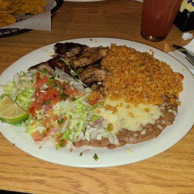 Carnitas platter