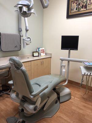 Treatment room- so clean and tidy!