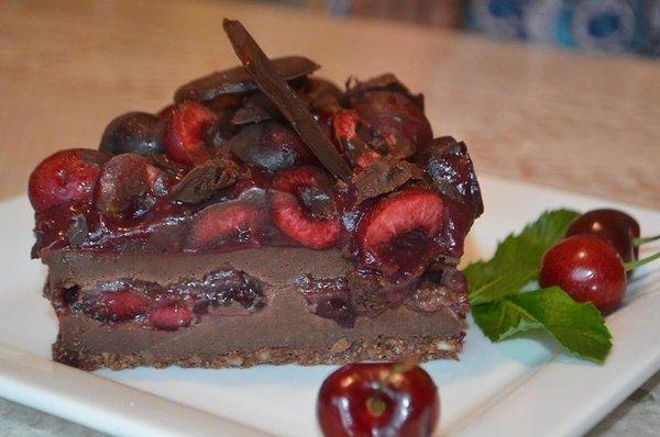 Black Forest "Cheese"cake is a seasonal item!!! (raw, GF, sugar-free, grain-free)