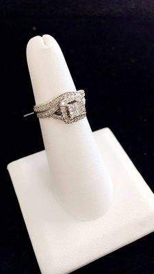 Check out this beautiful wedding ring for 50% off!