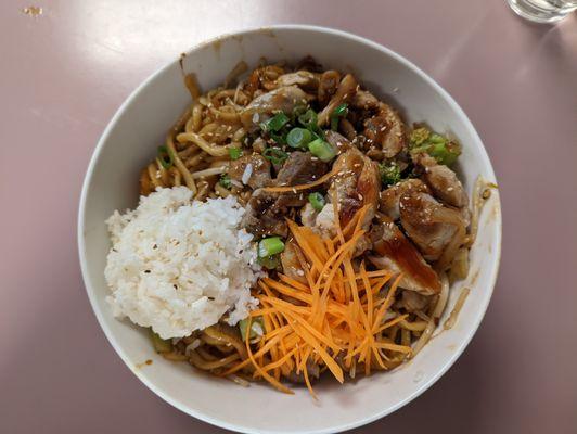 Noodle Plate with Chicken