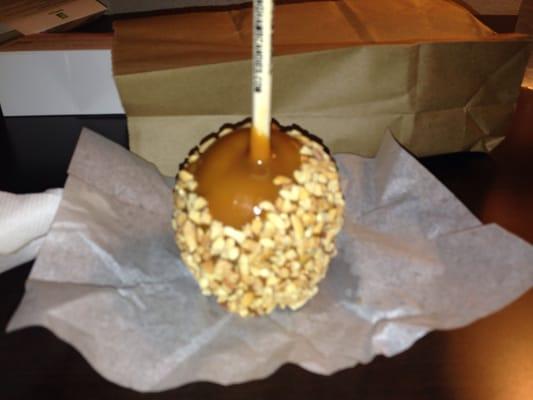 Cunningham Candies caramel apple with nuts (special)