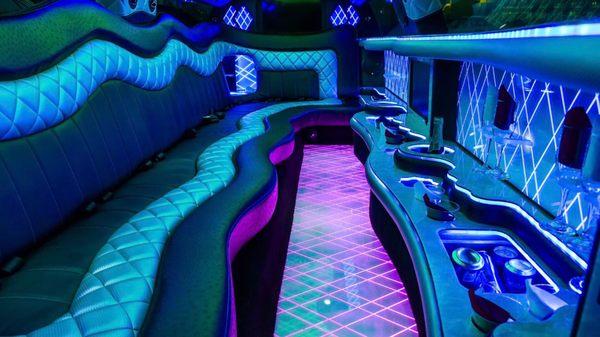 OC VIP LIMO-interior de limusina