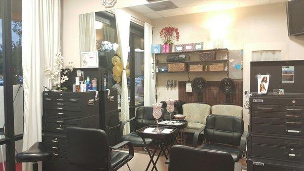 Lovely, comfortable atmosphere with Hair Stylist Theresa at her salon Shear Rhythm located inside Phenix Salon Suites in Lakewood