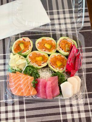 Sashimi lunch with Diet roll