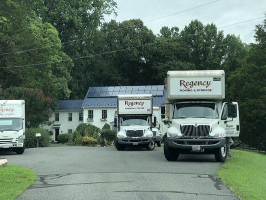 Huge move (4 trucks) from Clifton to Clifton.