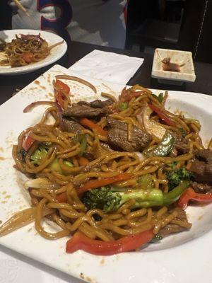 House Special Lo Mein