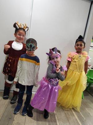 AVCCLC-EAST  kids enjoy dress up day!