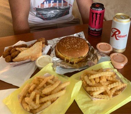 Cougar Special Burger, Steak Bite Basket, Fry Sauce, Rainier Beer!