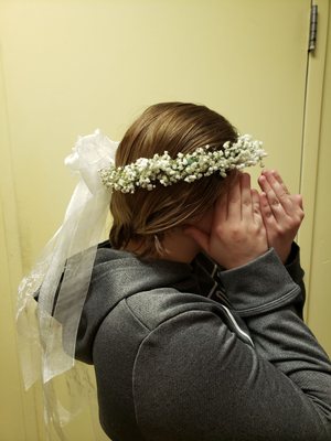 Bridal crown and shy model