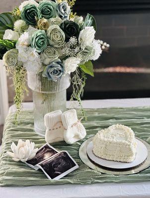 The gender reveal cake!