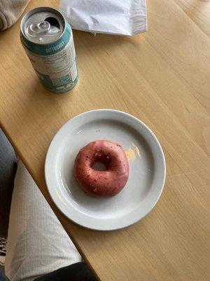 Strawberry doughnut and clear mind kombucha.