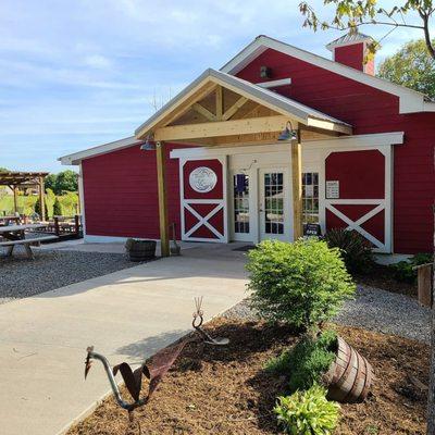 Winery - nice outdoor space!