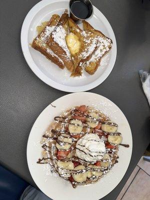 4. Strawberry Banana Waffle 2. Full French Toast