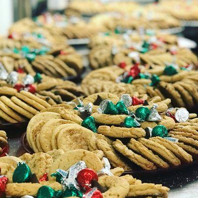 Christmas Cookie Shift, so many cookies!